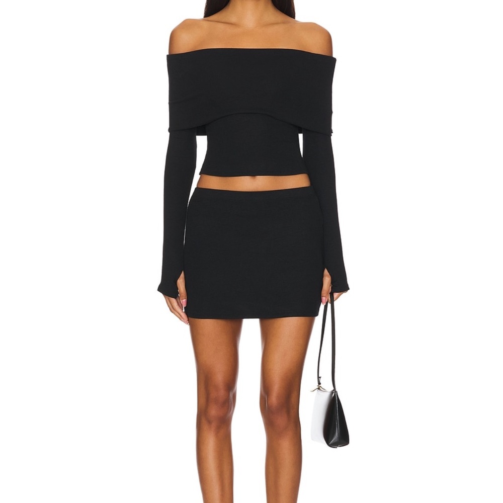 superdown Black Off-Shoulder Crop Top and Mini Skirt SET